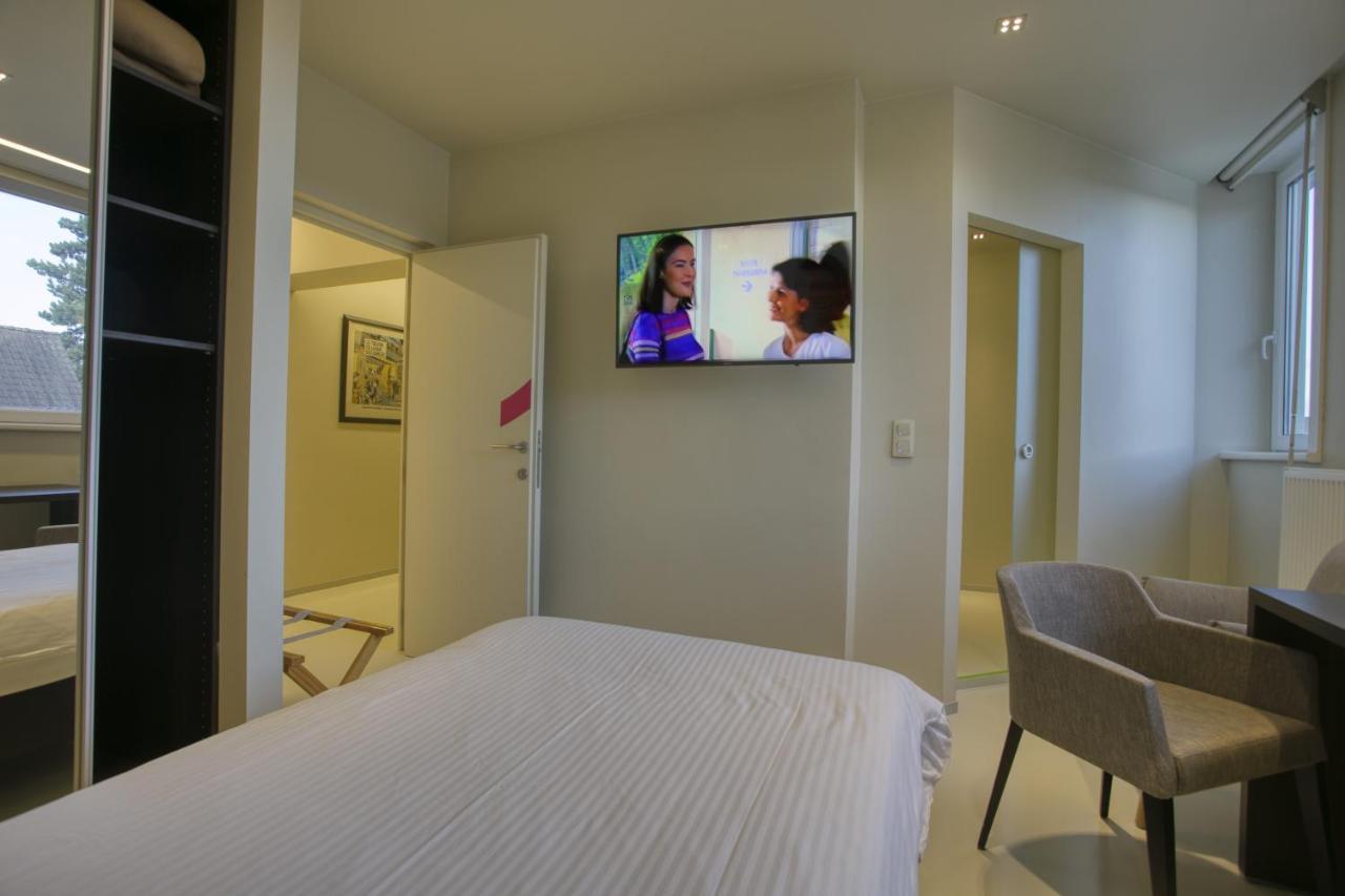 Auberge Du Vieux Cedre, Enghien-Belgique Luaran gambar